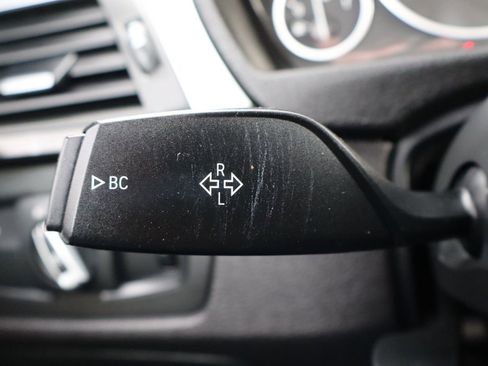 Used 2018 BMW 330i Sedan image 31