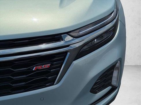 Used 2022 Chevrolet Equinox RS FWD image 9