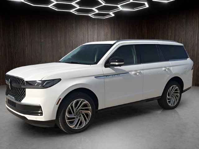 New 2025 Lincoln Navigator Reserve AWD/4WD image 3