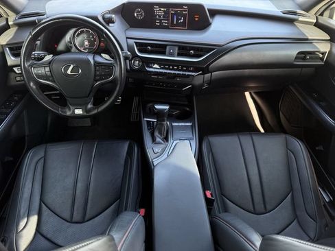 Used 2019 Lexus UX 200 F Sport FWD image 10