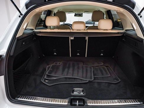 Used 2022 Mercedes-Benz GLC 300 image 26