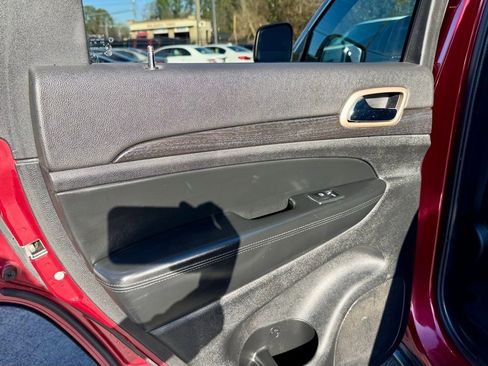 Used 2014 Jeep Grand Cherokee Laredo w/ Quick Order Package 23E image 28