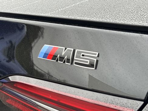 Used 2026 BMW M5 image 46