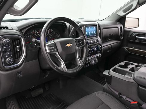Used 2021 Chevrolet Silverado 1500 LT AWD/4WD image 13