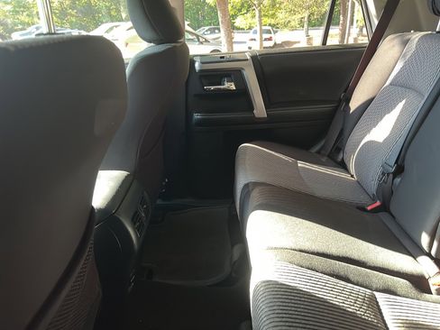 Used 2016 Toyota 4Runner SR5 RWD image 5