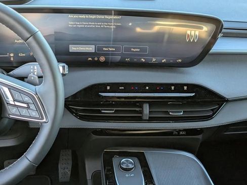 New 2026 Buick Enclave Preferred FWD image 11