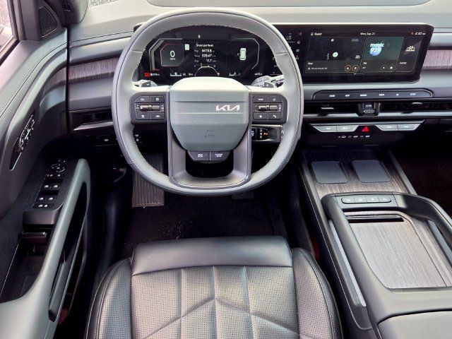 Certified 2027 Kia Telluride AWD image 13