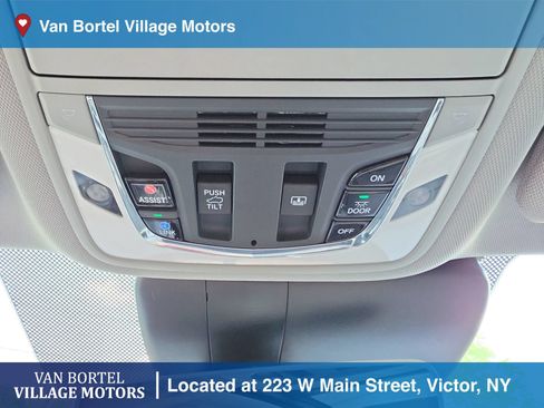 Used 2020 Acura RDX AWD w/ Advance Package image 27