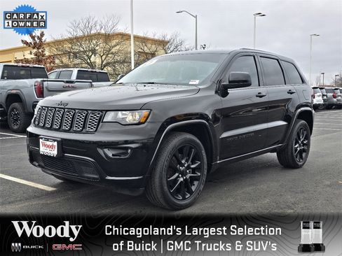 Used 2019 Jeep Grand Cherokee Altitude image 4