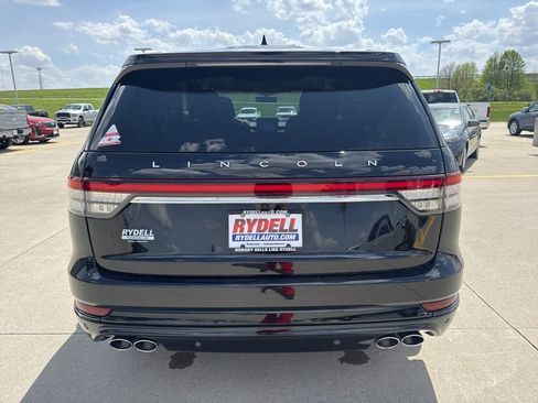 Used 2023 Lincoln Aviator Reserve w/ Equipment Group 201A AWD/4WD image 37