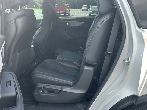 Used 2023 Acura MDX A-Spec AWD/4WD image 16