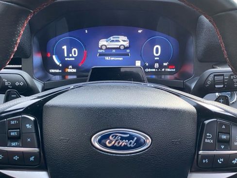 Certified 2025 Ford Explorer ST image 32