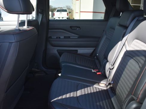 New 2026 Nissan Pathfinder Rock Creek image 15