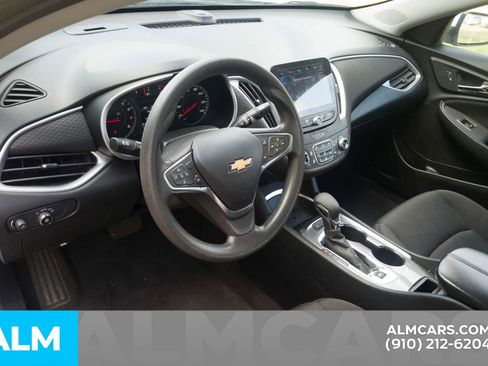 Used 2024 Chevrolet Malibu LT FWD image 6