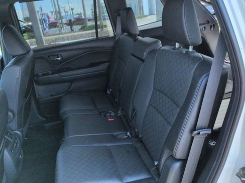 Used 2019 Honda Passport Touring image 14