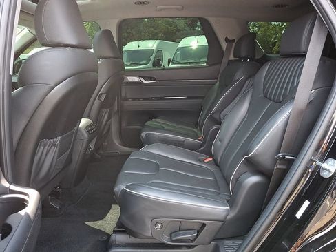 Used 2024 Hyundai Palisade Limited AWD/4WD image 10
