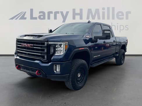 Used 2022 GMC Sierra 2500 AT4 w/ AT4 Premium Plus Package AWD/4WD image 1