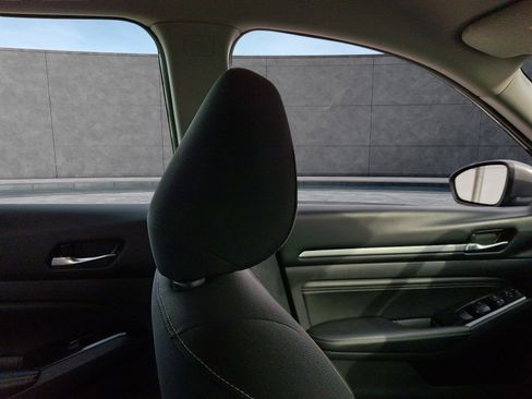 Used 2021 Nissan Altima 2.5 SV image 9