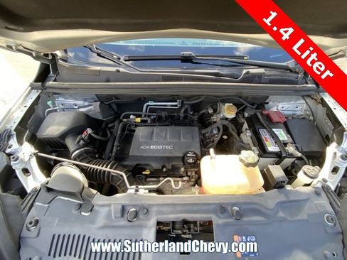 Used 2016 Chevrolet Trax LT w/ LT Convenience Package image 38