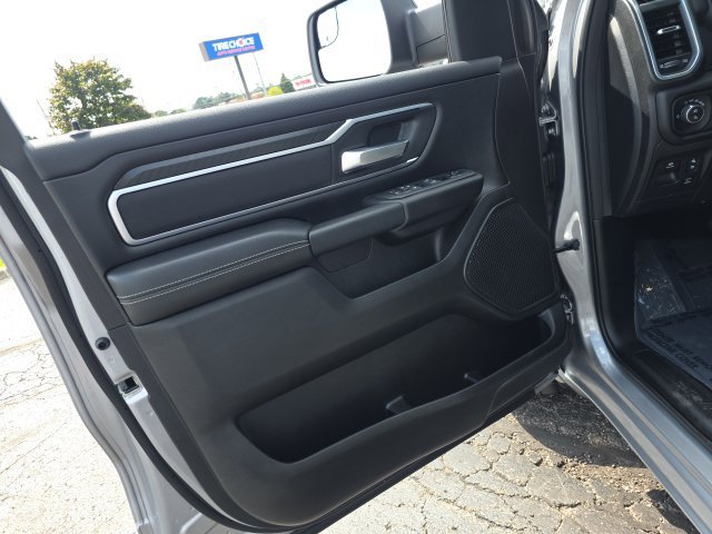 Used 2025 RAM 1500 Big Horn AWD/4WD image 12