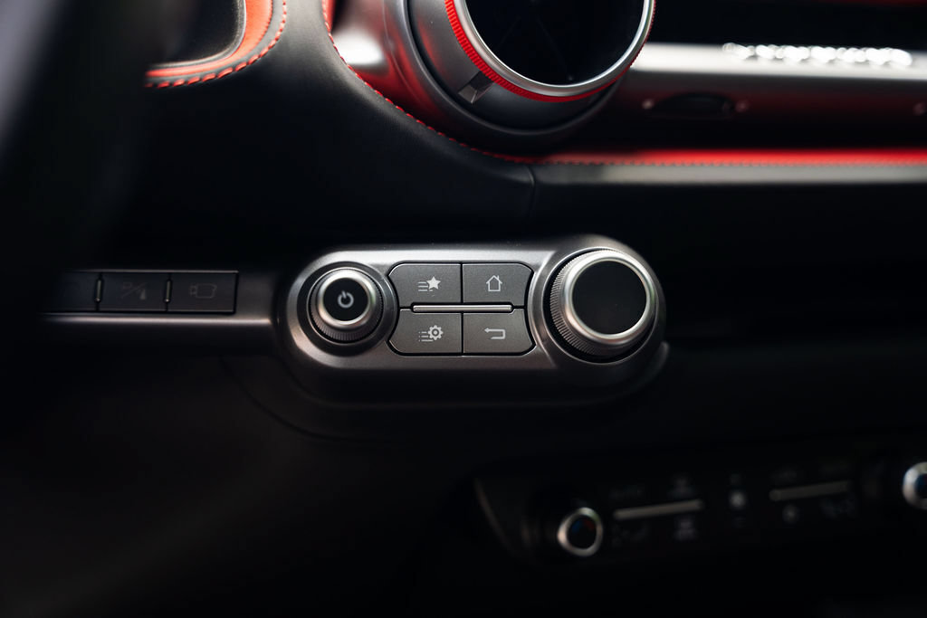 Used 2020 Ferrari 812 Superfast RWD image 15