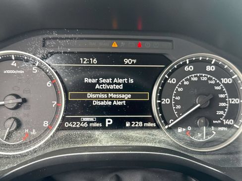 Used 2025 Mitsubishi Outlander SE FWD image 27