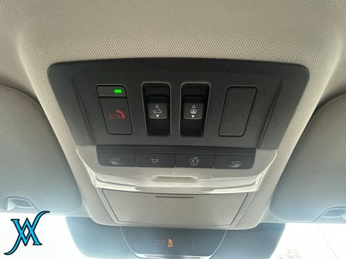 Used 2022 Nissan Pathfinder Platinum w/ Cargo Package FWD image 38