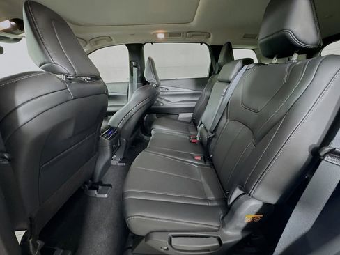 Certified 2026 INFINITI QX60 Luxe w/ Cargo Package FWD image 31