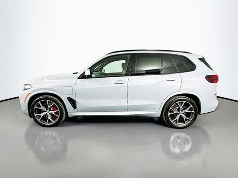 New 2026 BMW X5 xDrive50e w/ M Sport Package image 8