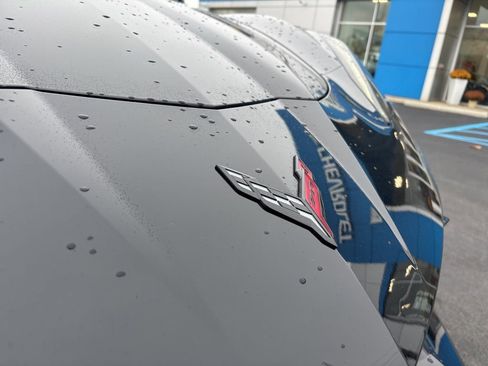 Used 2023 Chevrolet Corvette Stingray Convertible w/ Z51 Performance Package image 9