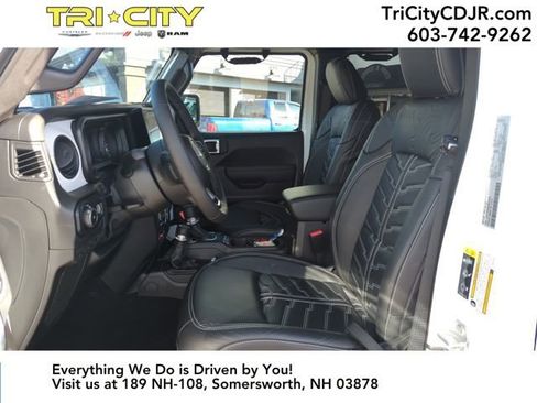 New 2025 Jeep Wrangler Willys image 12