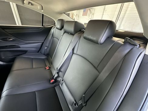 Used 2025 Lexus ES 350 w/ Premium Package FWD image 22