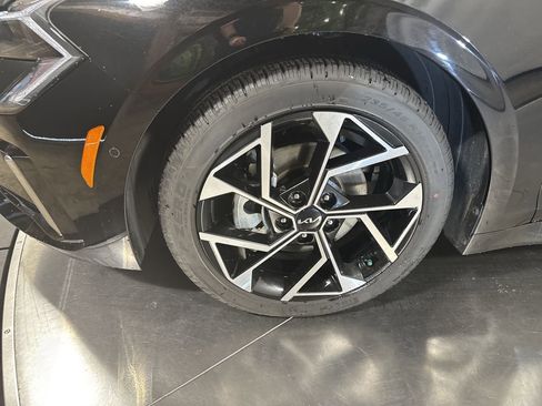 Used 2025 Kia K5 EX image 10