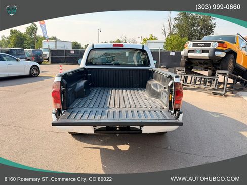 Used 2014 Toyota Tacoma 2WD Regular Cab image 6