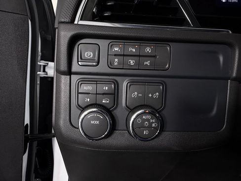 Used 2026 Chevrolet Tahoe RST AWD/4WD image 20