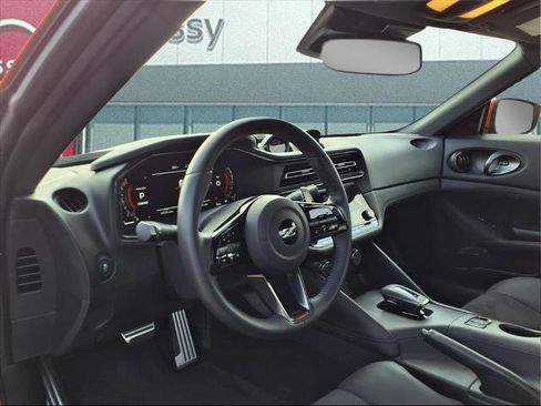 Certified 2024 Nissan Z Performance w/ Heritage Edition image 10