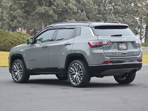 Used 2022 Jeep Compass Limited w/ Elite Group image 6