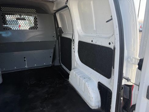 Used 2020 Nissan NV200 S w/ Back Door Glass Package image 22