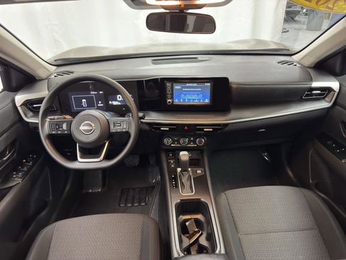 Used 2025 Nissan Kicks S image 29