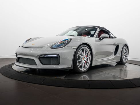 Certified 2016 Porsche Boxster Spyder RWD image 25