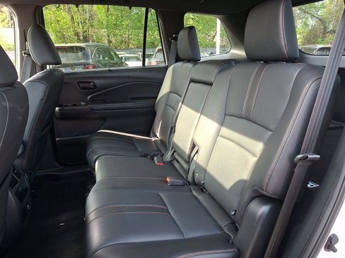 Certified 2023 Honda Passport TrailSport image 9