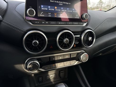 Used 2024 Nissan Sentra SV image 18