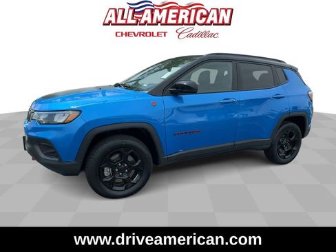 Used 2023 Jeep Compass Trailhawk image 5