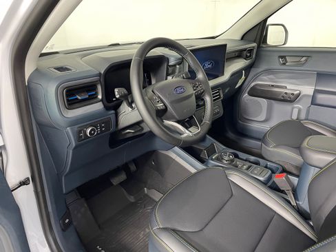 New 2025 Ford Maverick Lobo image 3