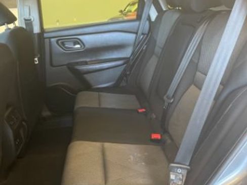 Used 2024 Nissan Rogue SV AWD/4WD image 22