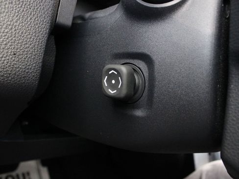 Used 2025 Toyota 4Runner TRD Off-Road Premium AWD/4WD image 29