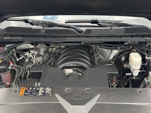 Used 2017 Chevrolet Silverado 1500 LTZ Z71 w/ LTZ Plus Package AWD/4WD image 26