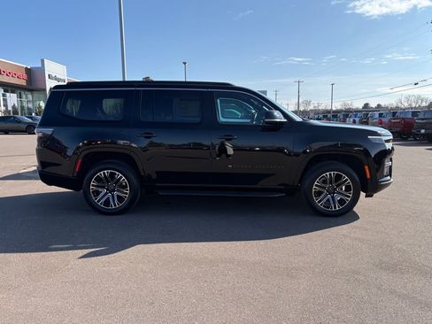 New 2026 Jeep Grand Wagoneer 4WD image 2