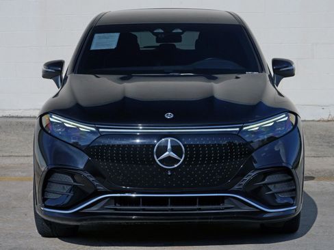 Used 2023 Mercedes-Benz EQS 580 4MATIC SUV w/ Exclusive Trim Package image 58