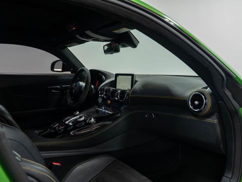 Used 2018 Mercedes-Benz AMG GT R image 81